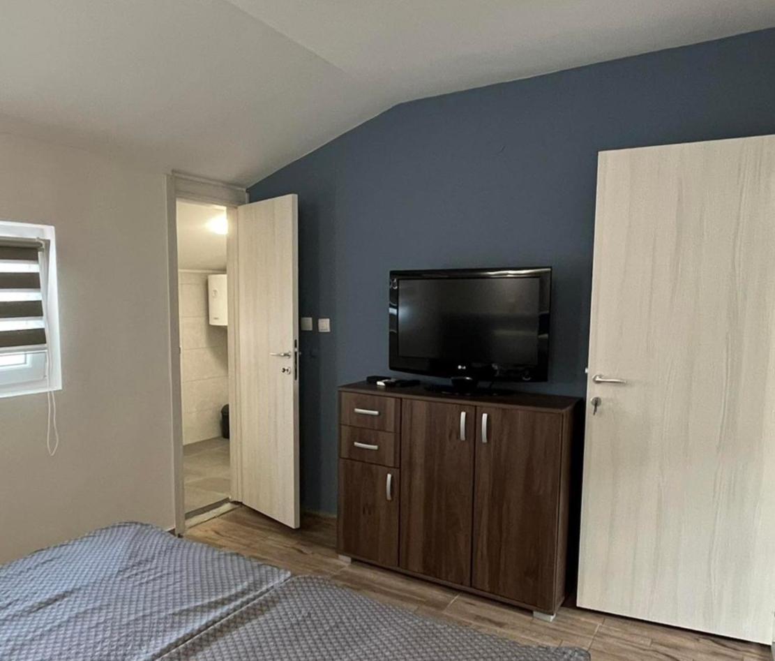 Guesthouse Ozegovic Beograd Ngoại thất bức ảnh