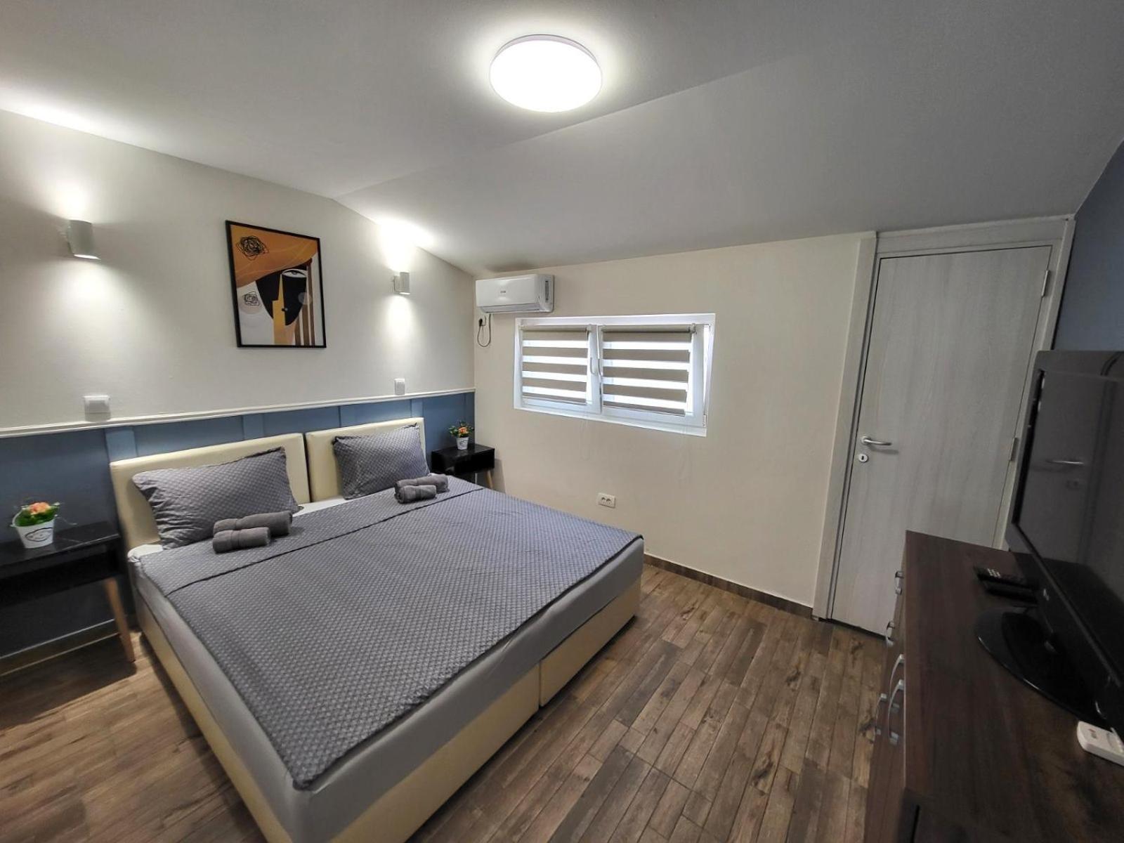 Guesthouse Ozegovic Beograd Ngoại thất bức ảnh